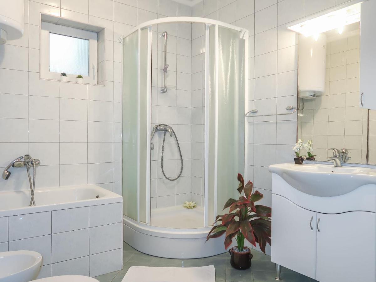 דראמליי Apartment Manestar - Ckv221 By Interhome מראה חיצוני תמונה